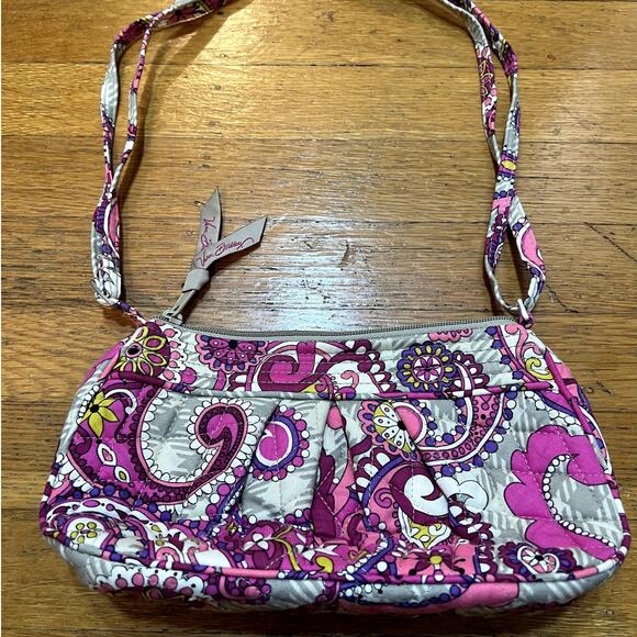 Vera Bradley "Frannie" Small Crossbody Retired Very Berry Paisley - Picture 2 of 3